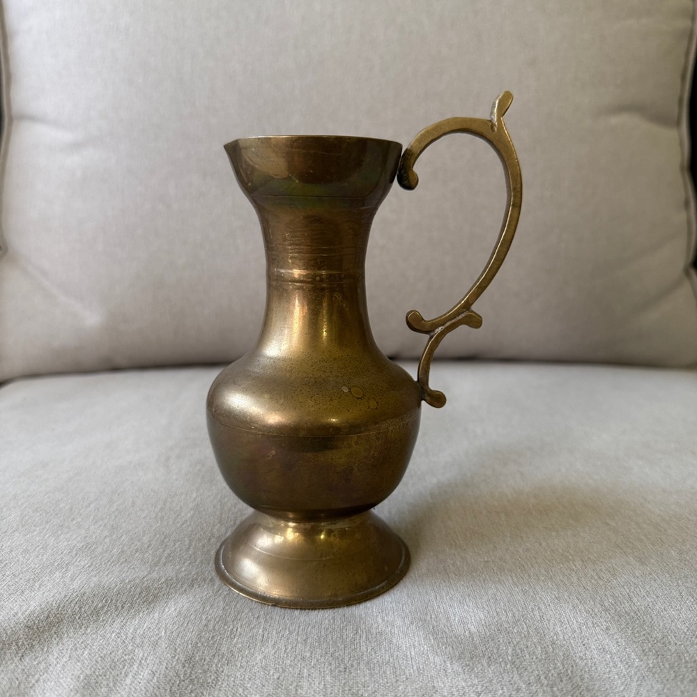 Vintage Solid Brass decorative handle Wide Mouth Pitcher Pedestal Base Vase